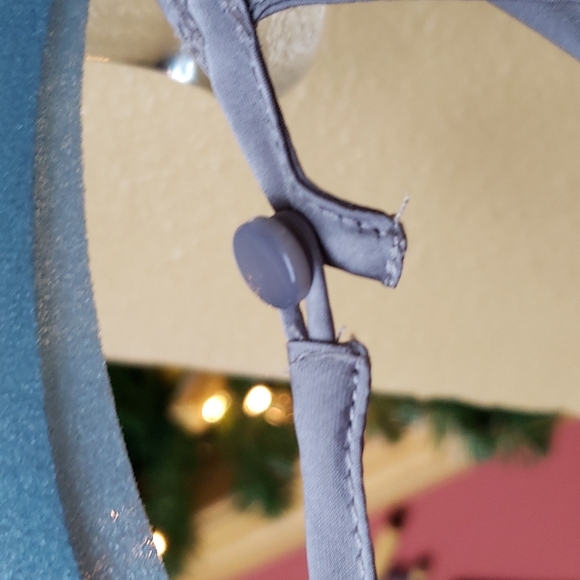 ASOS brand silvery lilac satiny halter ruffle blouse size 8 - Picture 11 of 14